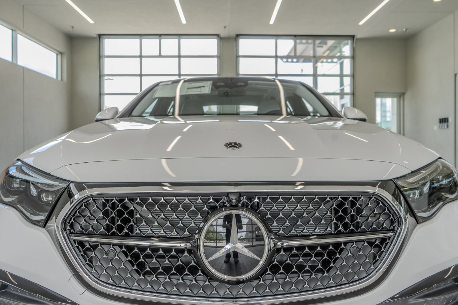 Used 2026 Mercedes-Benz E 350 4MATIC Sedan image 23