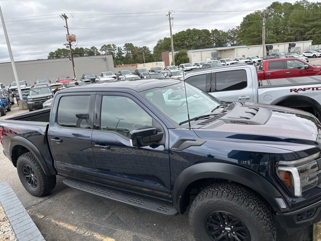 Used 2025 Ford F150 Raptor image 9