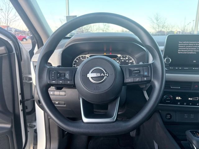 Used 2024 Nissan Rogue SV image 10