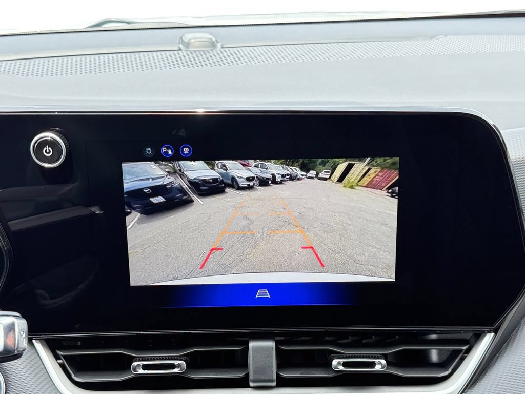 New 2027 Chevrolet Equinox LT FWD image 15