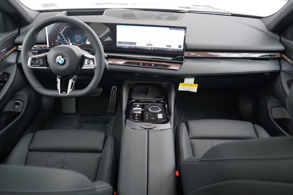 New 2026 BMW 540i xDrive w/ M Sport Package image 14
