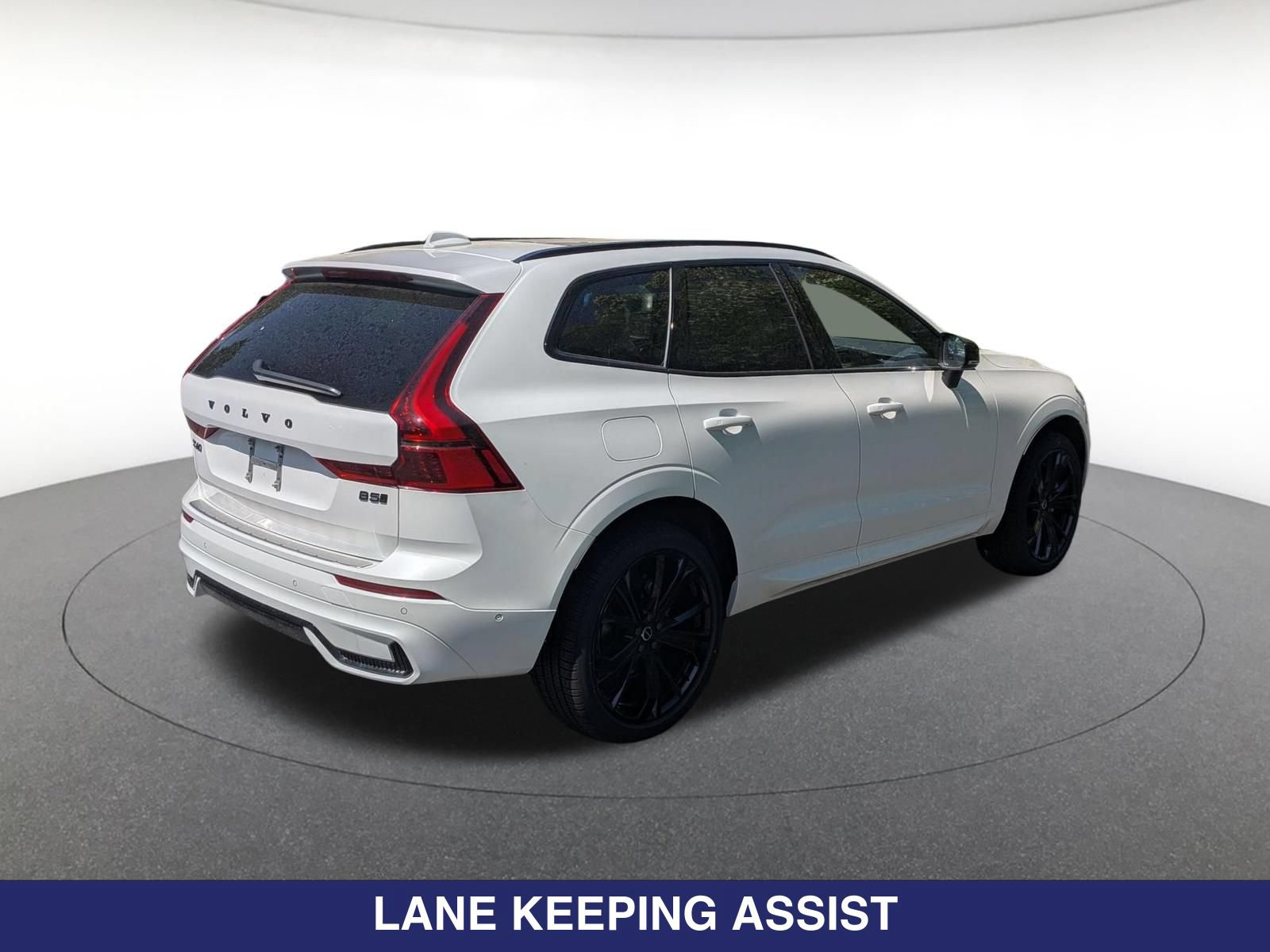 New 2026 Volvo XC60 B5 Ultra w/ Protection Package Premier AWD/4WD image 6