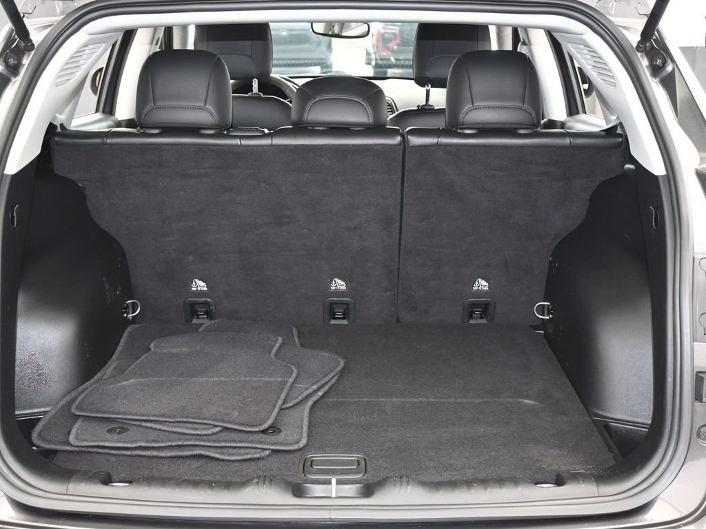 Used 2021 Jeep Compass Latitude image 30