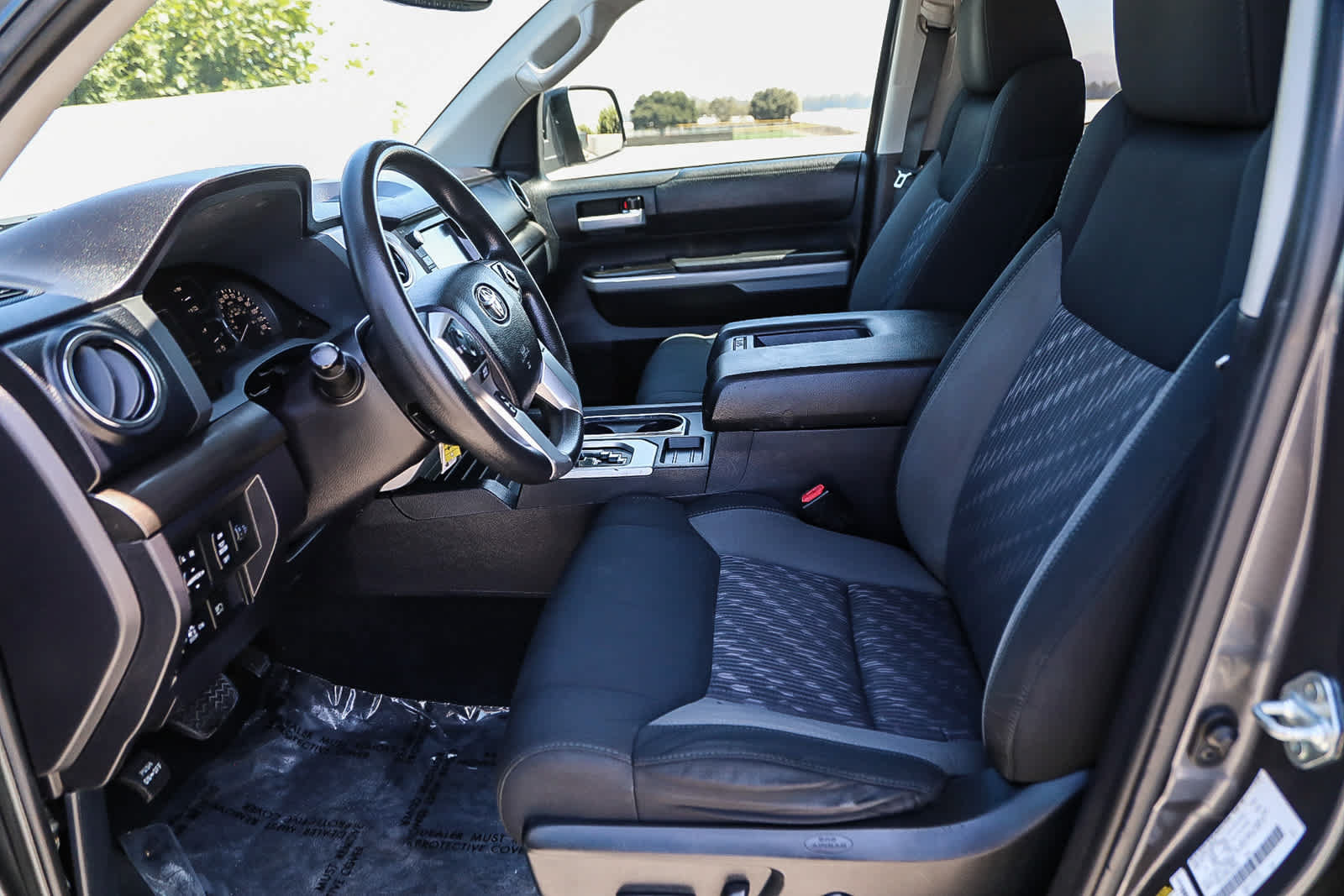 Used 2021 Toyota Tundra SR5 w/ SR5 Upgrade Package RWD image 17