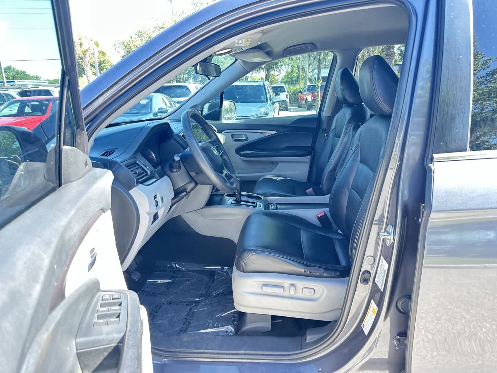 Used 2020 Honda Pilot EX image 2