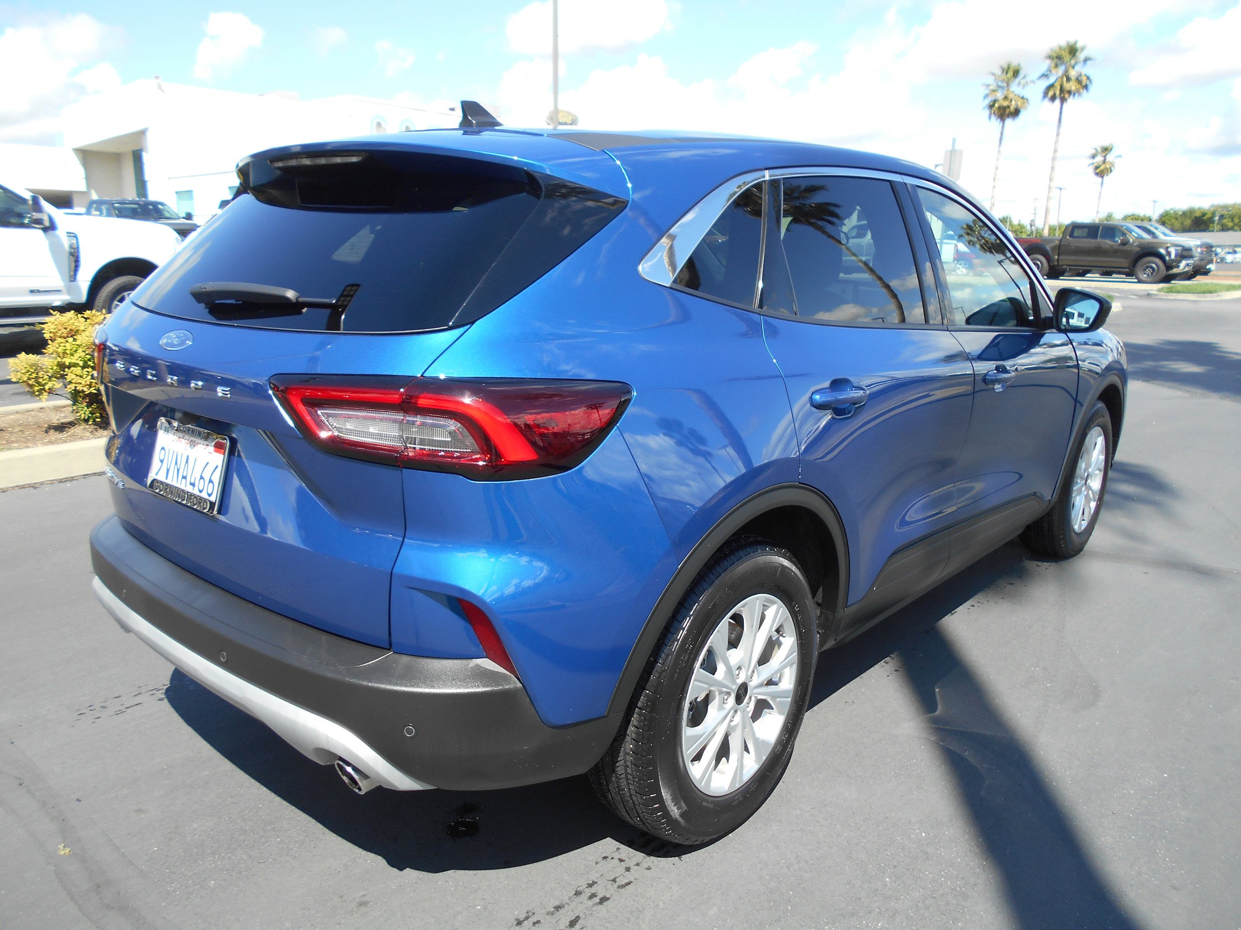 Used 2023 Ford Escape Active FWD image 3