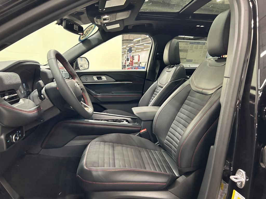 New 2027 Ford Explorer ST-Line w/ Premium Package AWD/4WD image 10