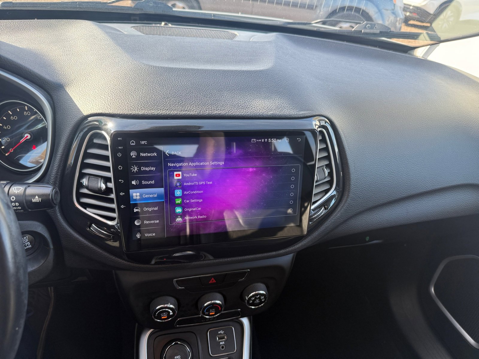 Used 2017 Jeep Compass Latitude image 23