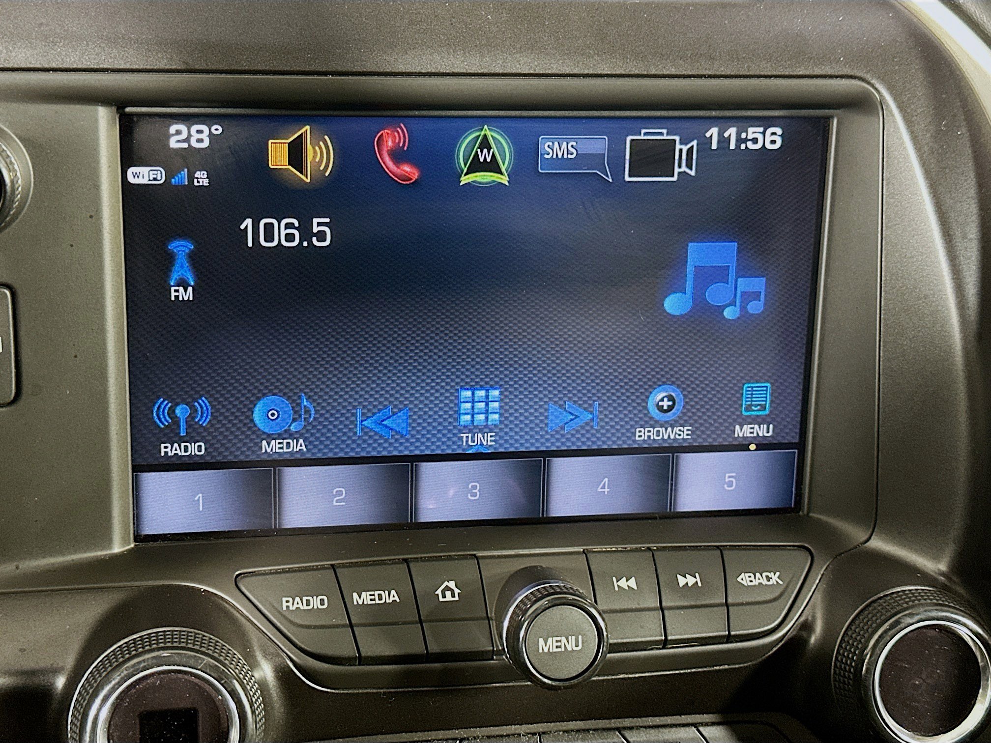 Used 2018 Chevrolet Corvette Stingray Convertible w/ 3LT Preferred Equipment Group image 21