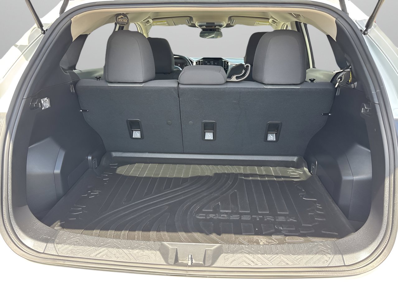Used 2024 Subaru Crosstrek 2.0i Premium image 8