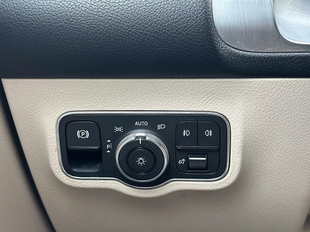 Certified 2021 Mercedes-Benz GLB 250 4MATIC image 27