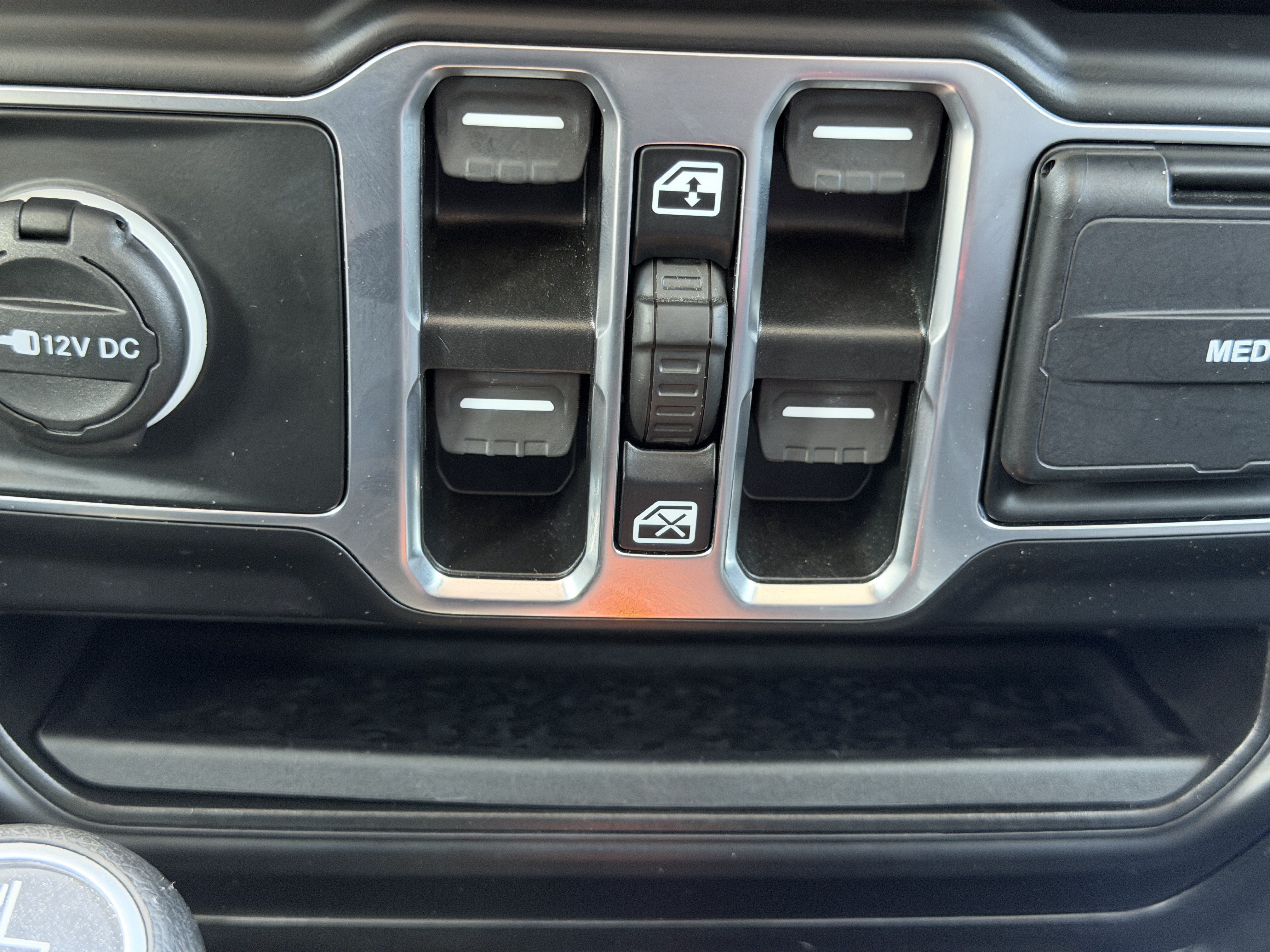 Used 2021 Jeep Gladiator Sport AWD/4WD image 20
