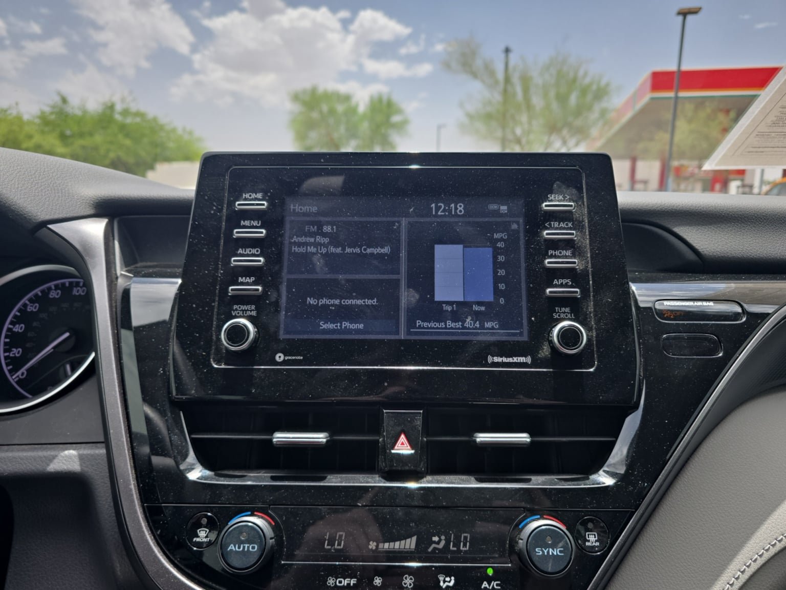 Used 2023 Toyota Camry LE FWD image 21