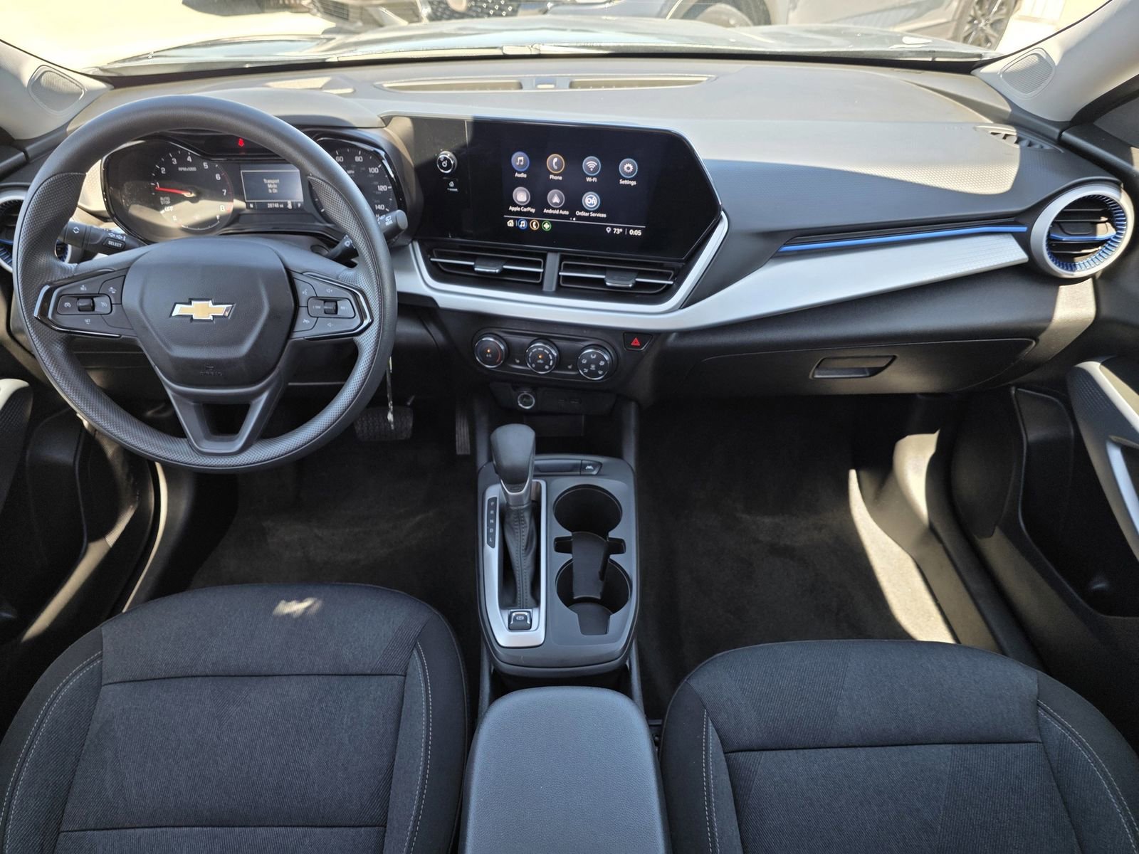 Used 2025 Chevrolet Trax LS w/ LS Convenience Package image 11