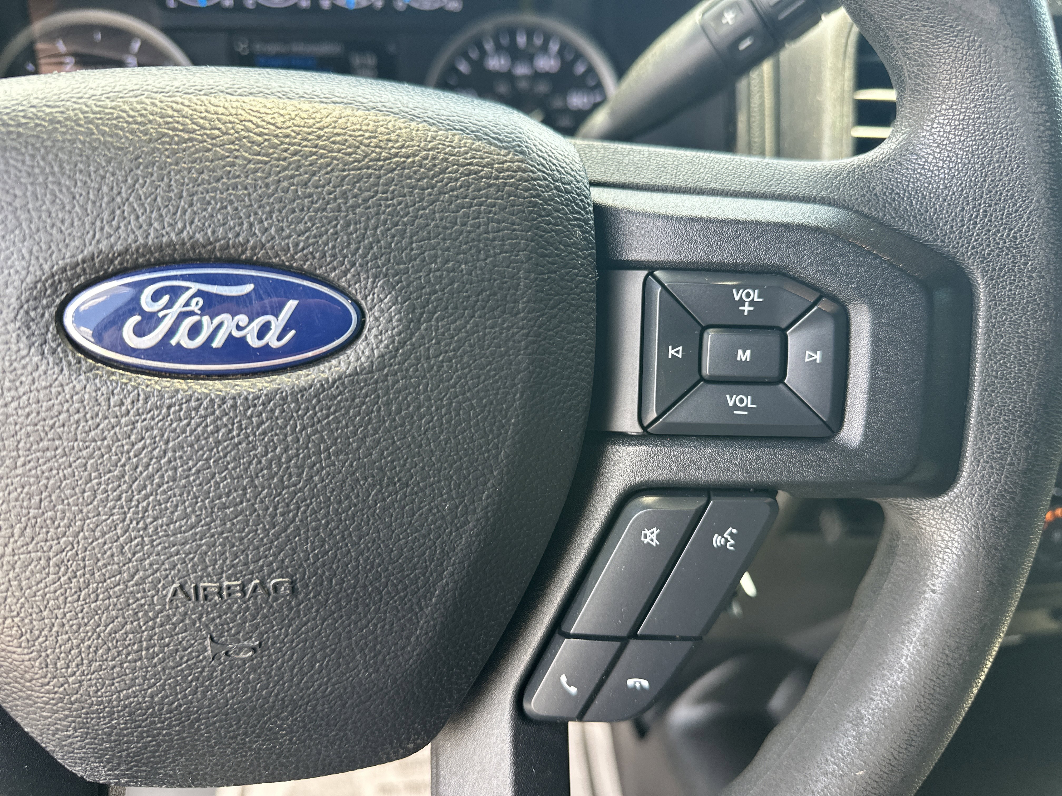 Used 2017 Ford F250 XL w/ Power Equipment Group AWD/4WD image 26