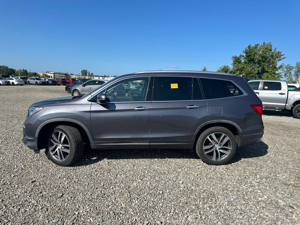 Used 2017 Honda Pilot Touring image 9