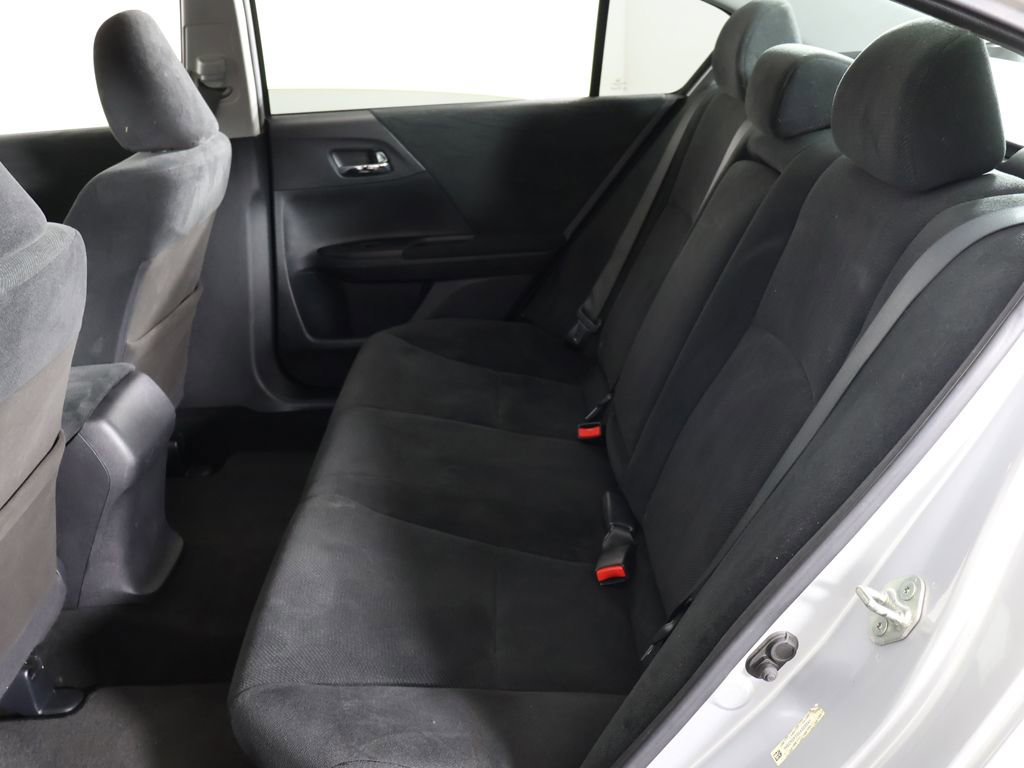 Used 2013 Honda Accord LX image 28