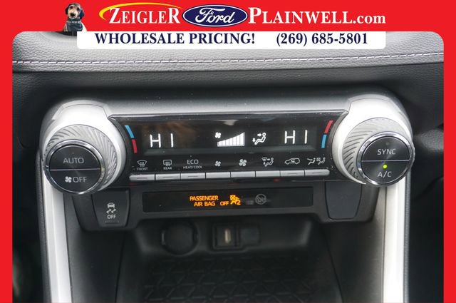 Used 2022 Toyota RAV4 XLE image 21