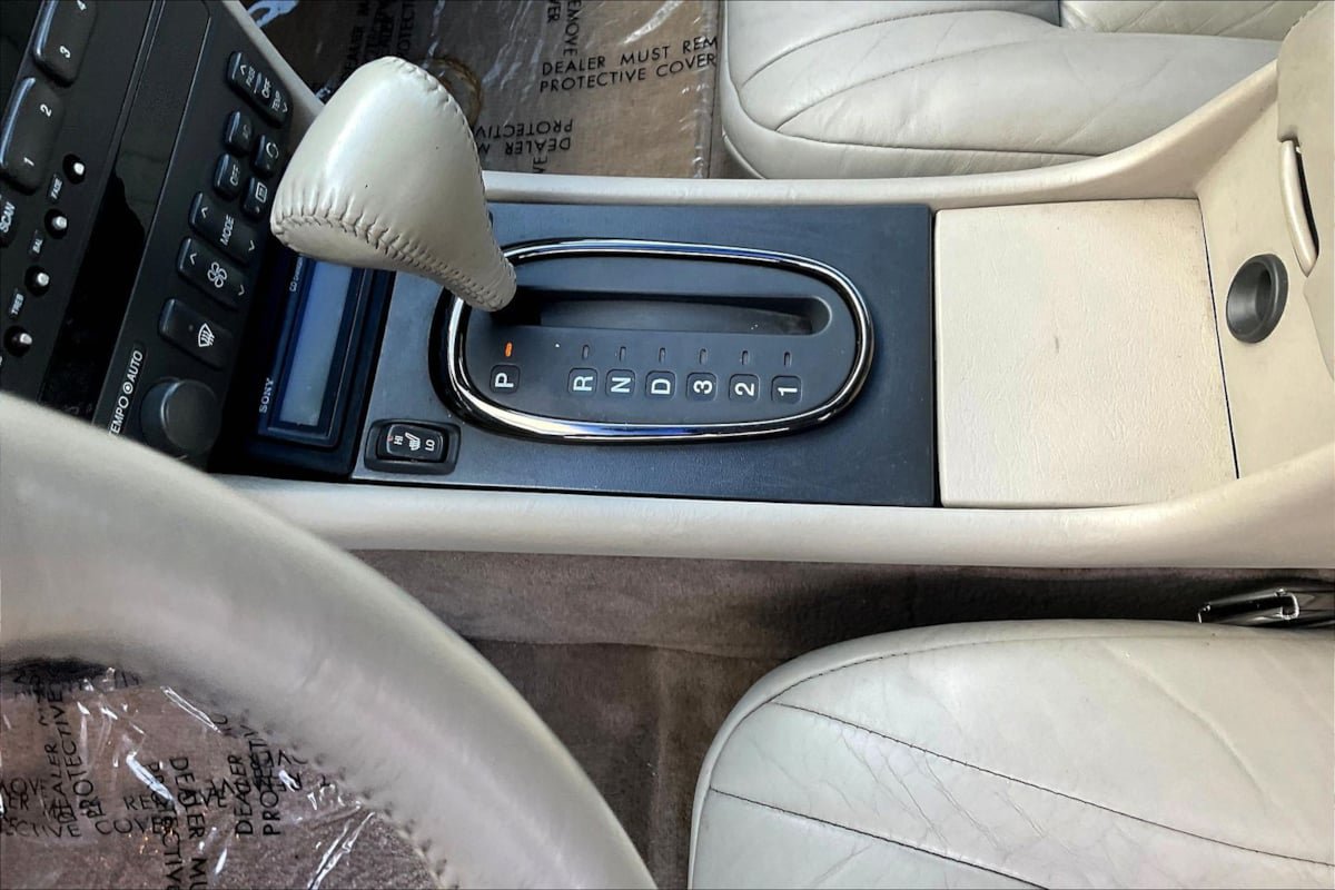 Used 1996 Cadillac Eldorado FWD image 17