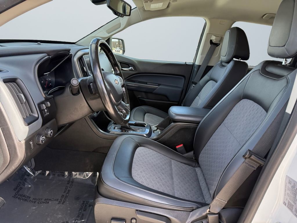 Used 2022 Chevrolet Colorado Z71 image 9