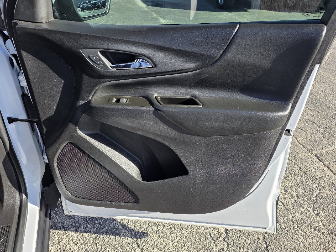 Used 2022 Chevrolet Equinox LT image 16