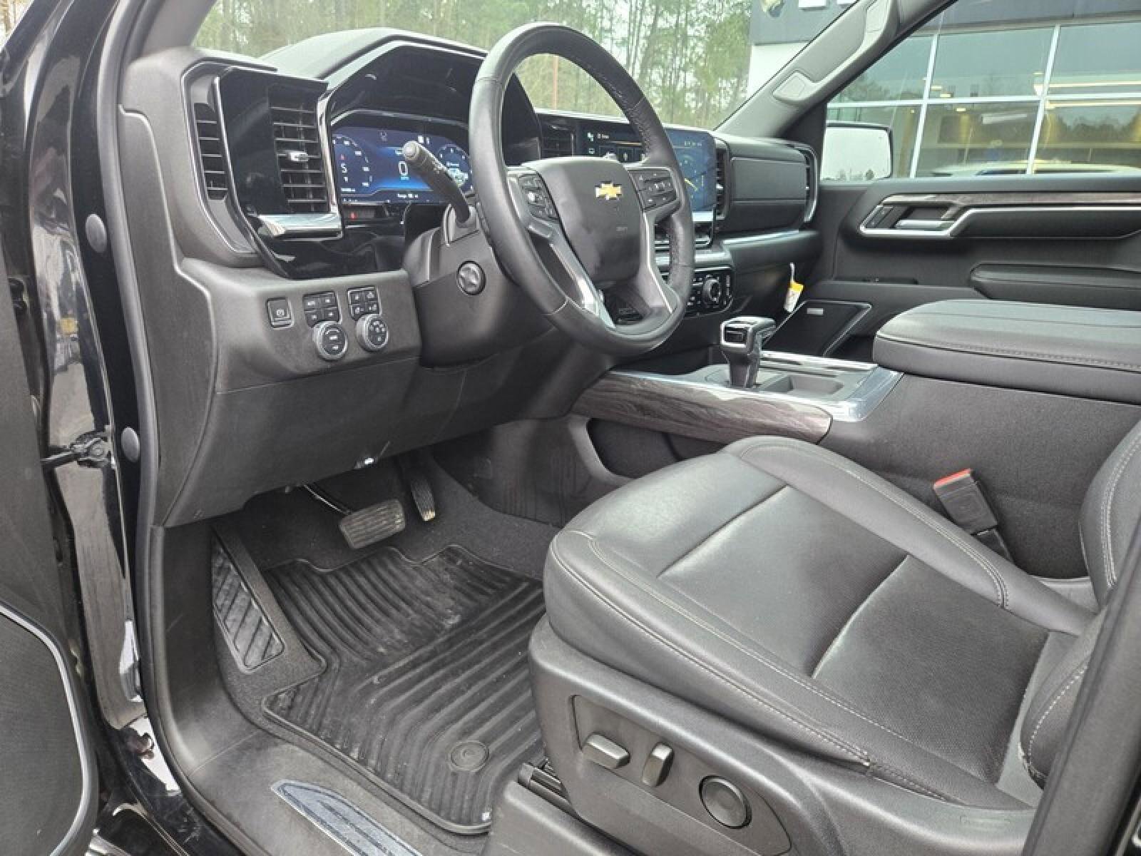 Used 2023 Chevrolet Silverado 1500 LTZ w/ LTZ Premium Texas Edition image 17