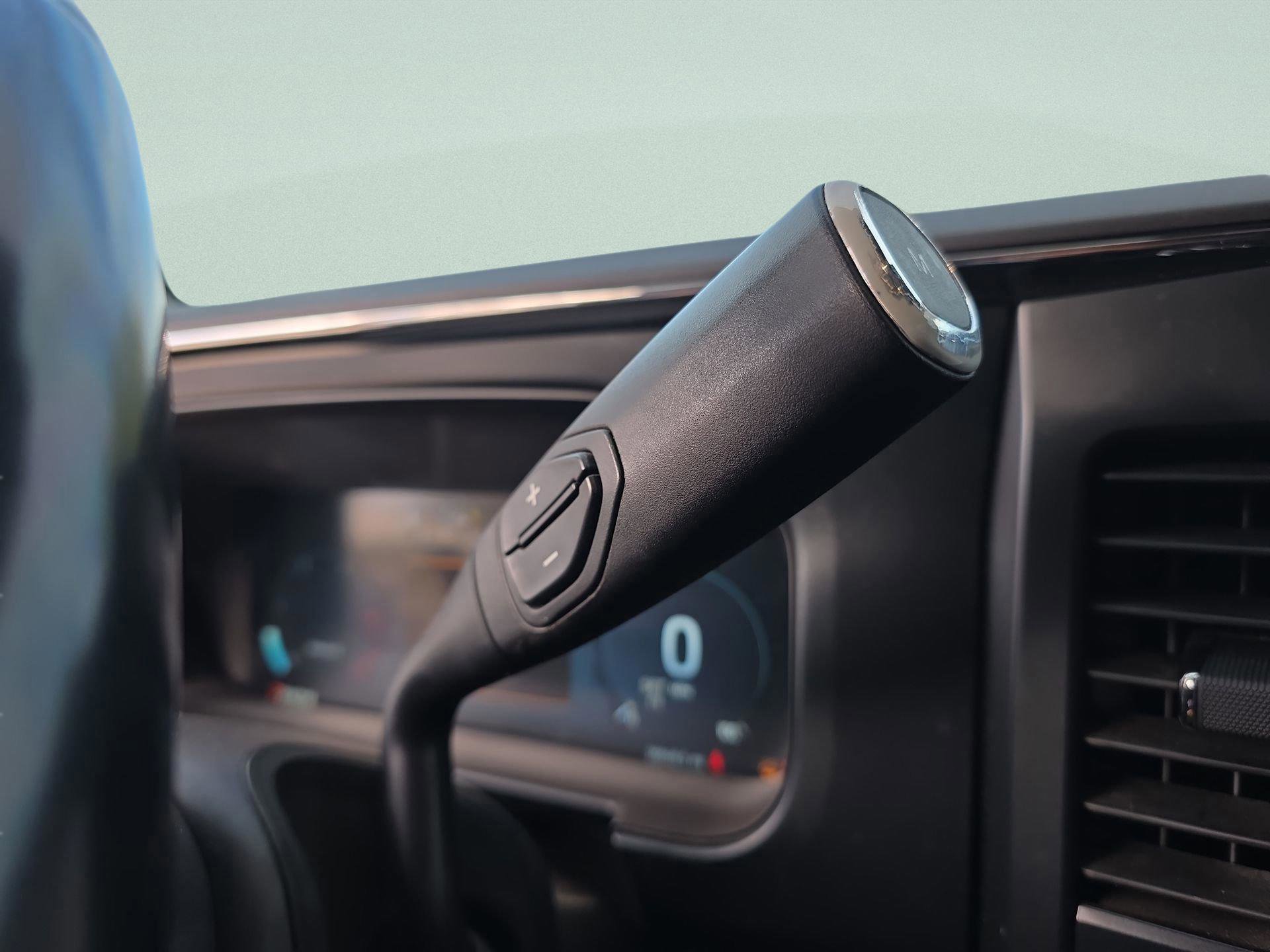 Used 2023 Ford F450 Lariat image 26