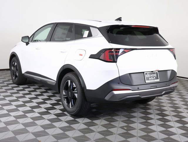 New 2026 Kia Sportage LX image 5
