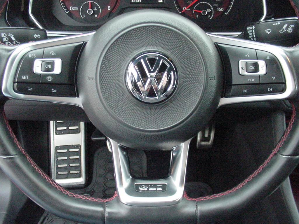 Used 2019 Volkswagen Jetta GLI image 14