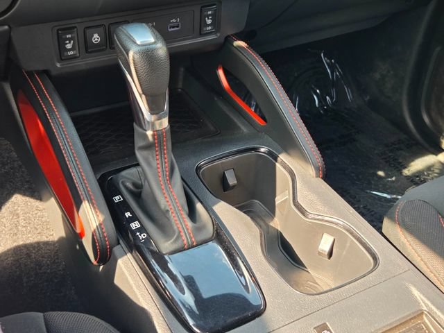 Used 2022 Nissan Frontier PRO-4X AWD/4WD image 16