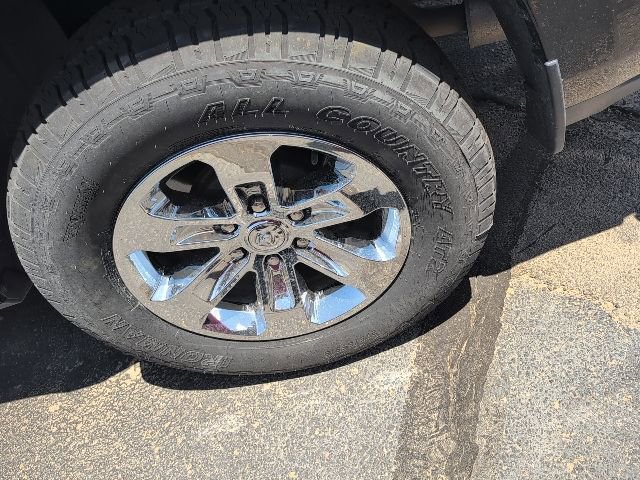 Used 2024 RAM 1500 Laramie image 16