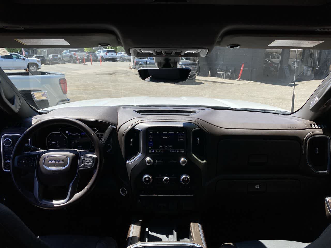 Used 2023 GMC Sierra 3500 Denali w/ Denali Ultimate Package AWD/4WD image 12