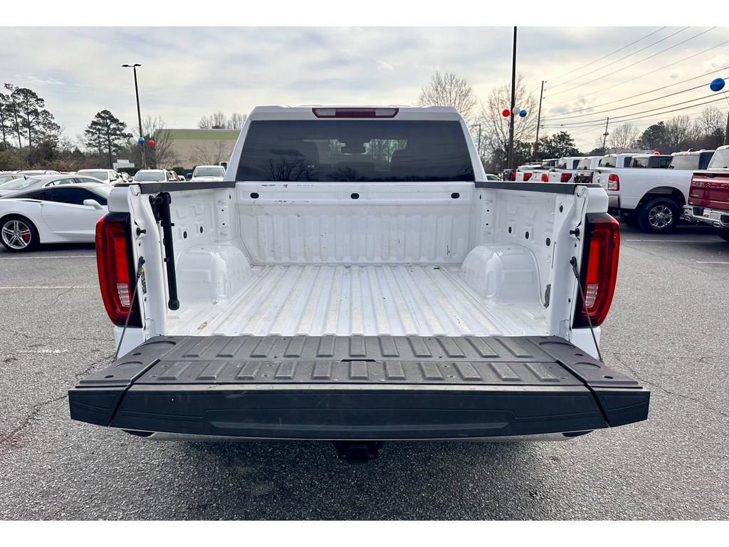 Used 2025 GMC Sierra 1500 SLT AWD/4WD image 6
