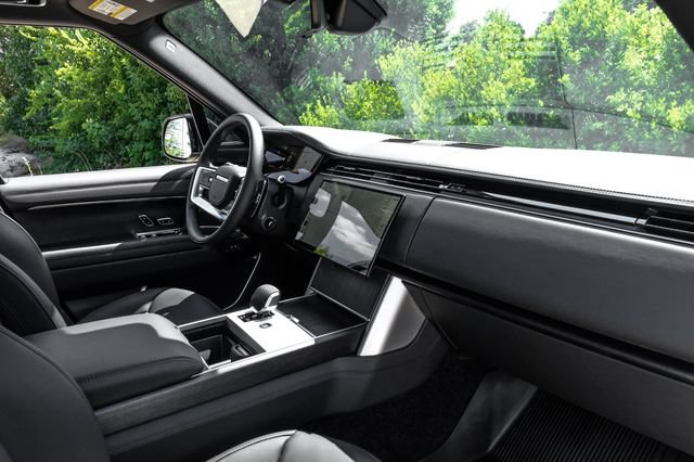 New 2026 Land Rover Range Rover SE AWD/4WD image 19