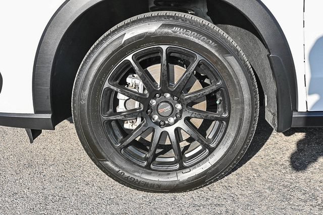 Used 2025 Honda HR-V LX image 13