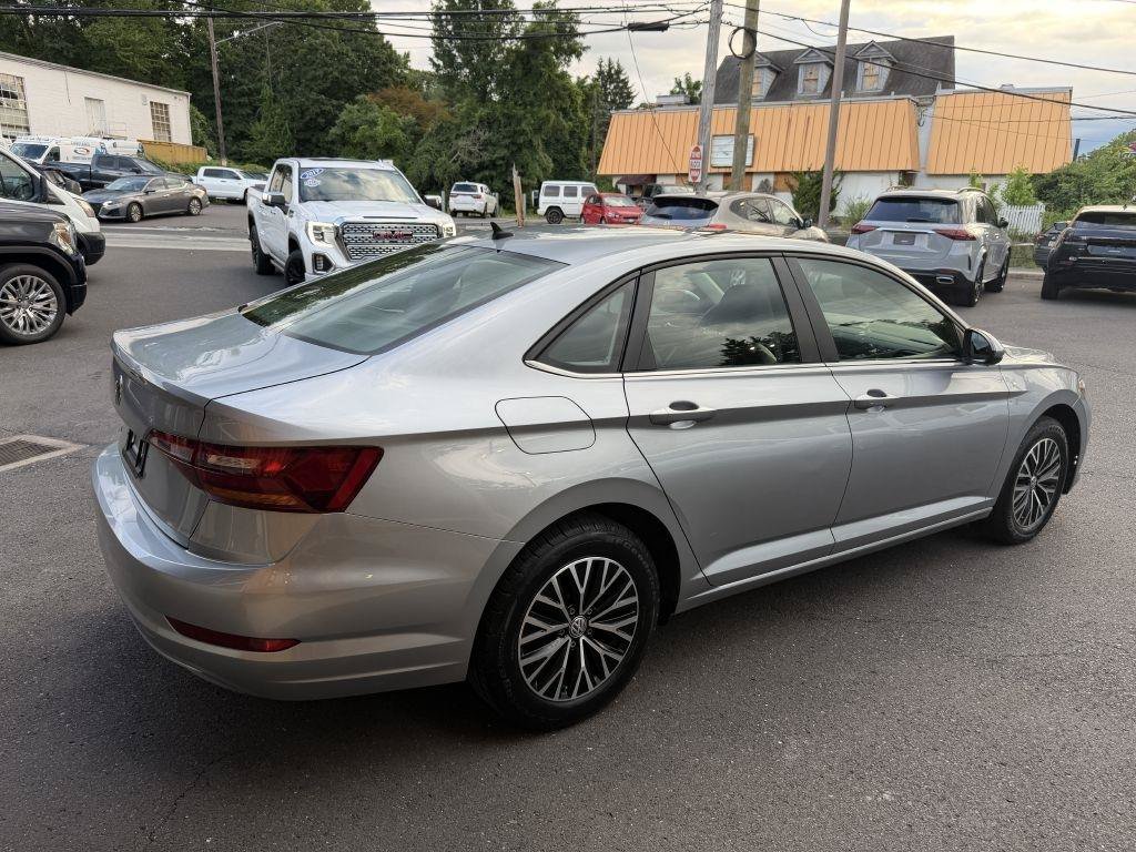Used 2019 Volkswagen Jetta SE FWD image 5