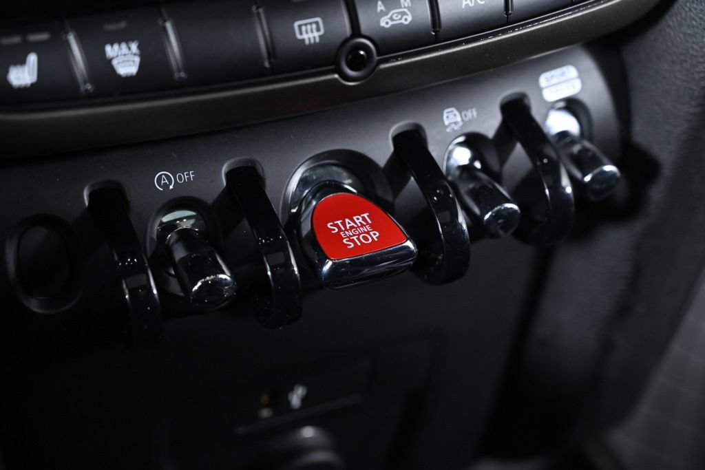 Certified 2024 MINI Cooper Countryman S FWD image 18