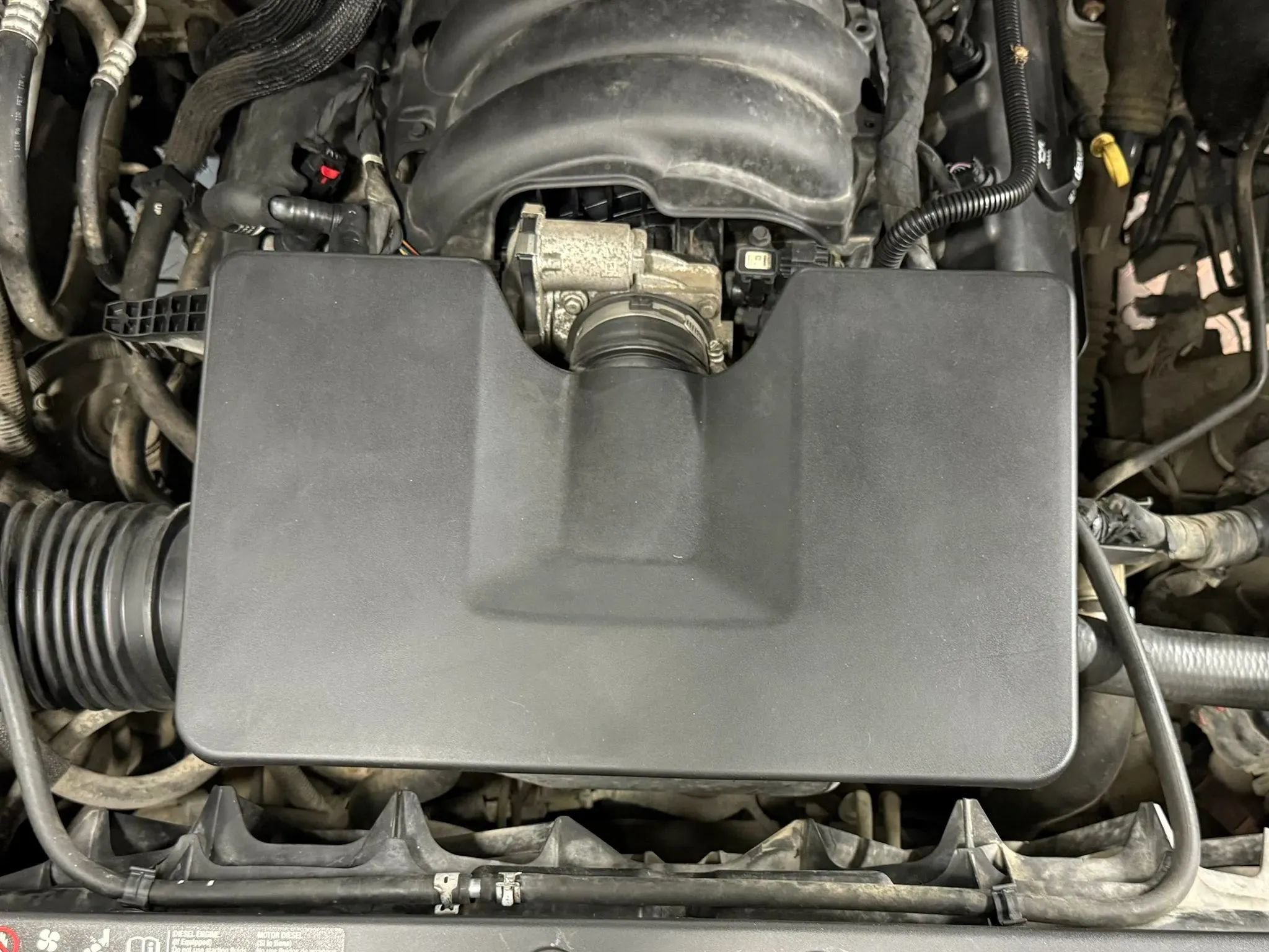 Used 2018 Chevrolet Silverado 1500 LT AWD/4WD image 17