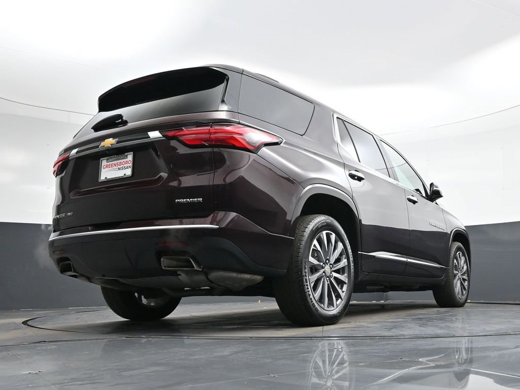 Used 2023 Chevrolet Traverse Premier image 39