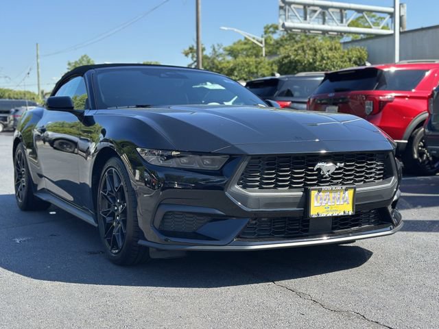 Certified 2026 Ford Mustang Convertible RWD image 39