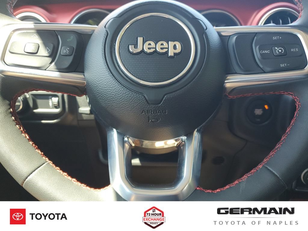 Used 2023 Jeep Gladiator Rubicon AWD/4WD image 25