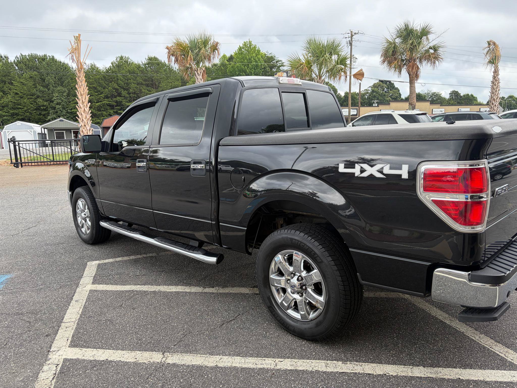 Used 2013 Ford F150 XLT w/ Luxury Equipment Group AWD/4WD image 11