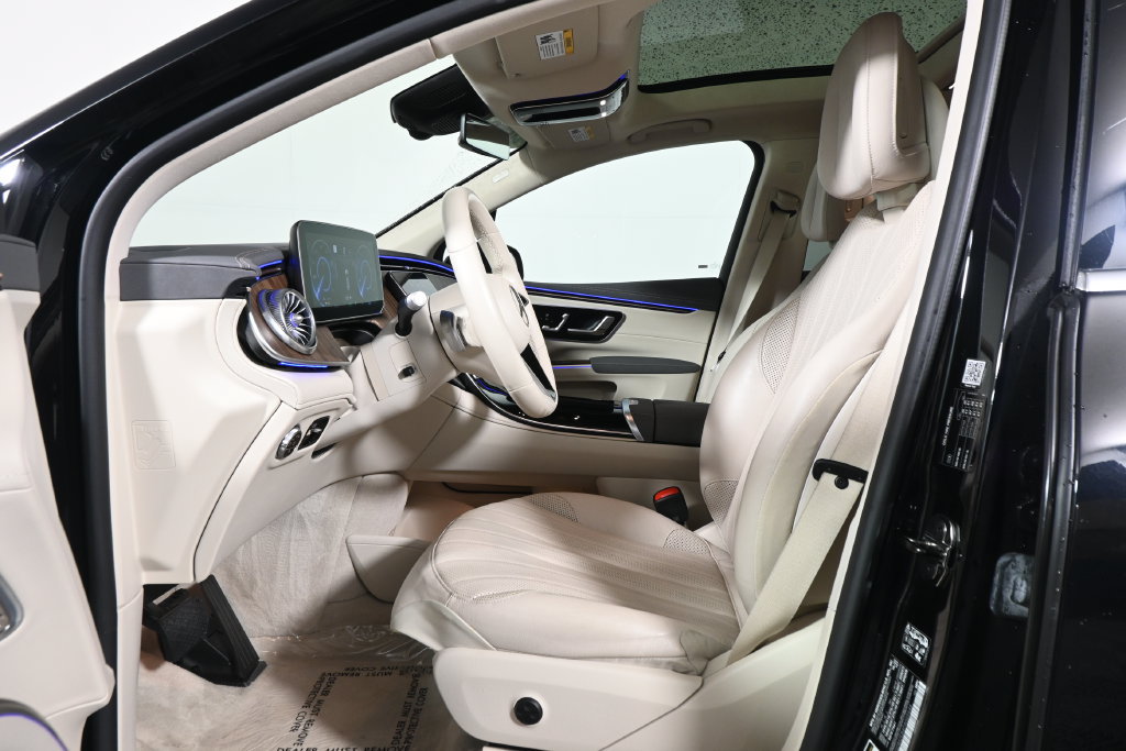 Certified 2023 Mercedes-Benz EQS 450+ 4MATIC SUV image 3