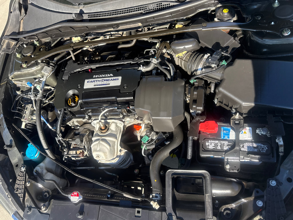 Used 2013 Honda Accord Sport image 35