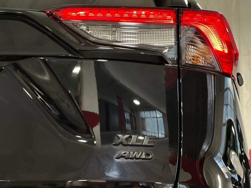 Used 2023 Toyota RAV4 XLE image 10