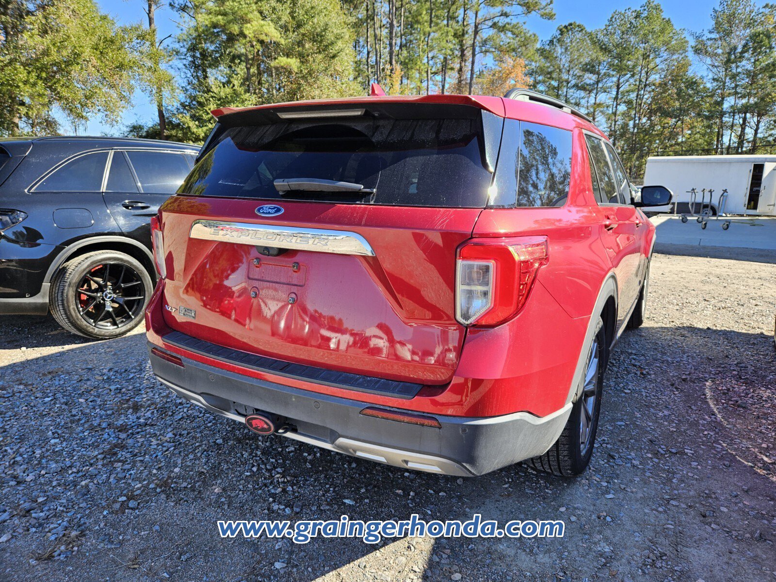 Used 2020 Ford Explorer XLT w/ Equipment Group 202A image 7