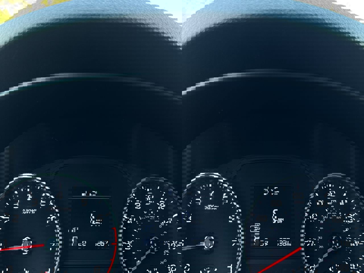 Used 2022 Kia Sportage EX w/ EX Technology Package image 16