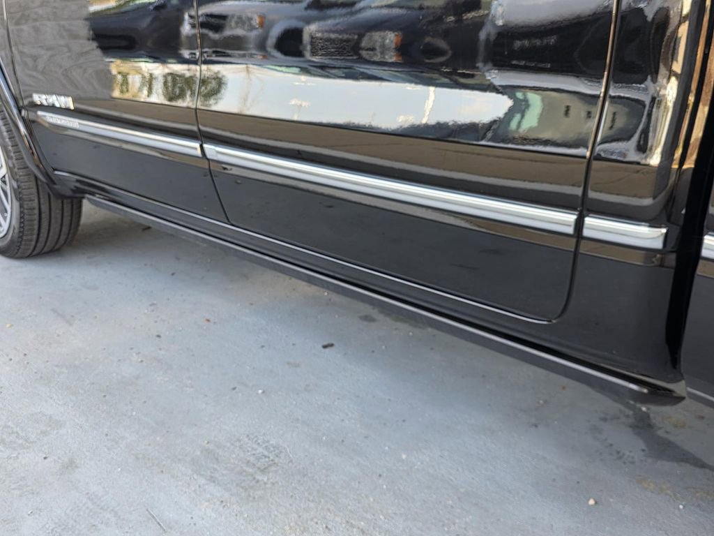 Used 2025 RAM 1500 Tungsten w/ Towing Technology Group image 39