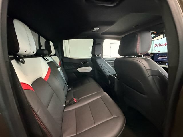 Used 2023 GMC Canyon AT4X AWD/4WD image 15