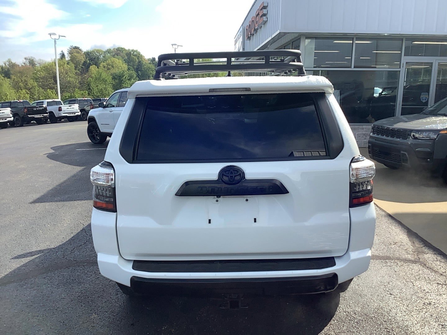 Used 2023 Toyota 4Runner TRD Off-Road Premium w/ Off Road Premium Plus Package AWD/4WD image 4